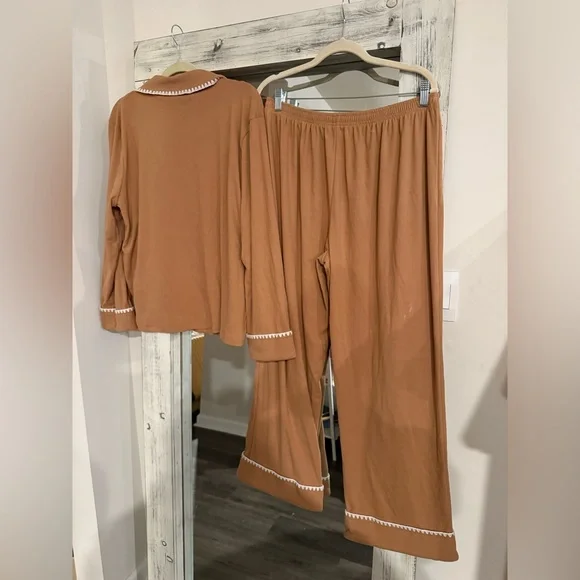 Brown 2 piece pants set - Picture 4 of 5